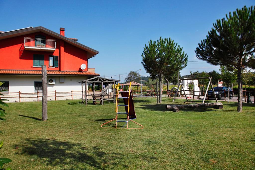 Azienda Agrituristica Pericle Montella Bagian luar foto